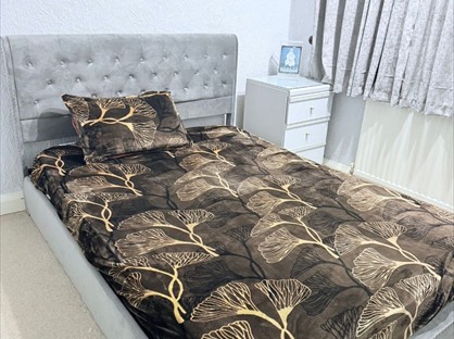 Room in a Shared House, Swan Road, TW13