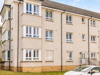 2 Bed Flat, Easter Langside Medway, EH22