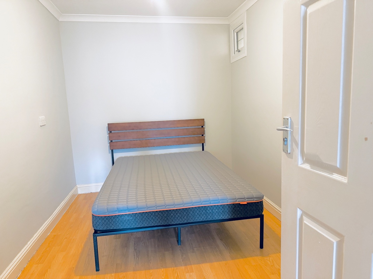 Additional image 12 of 2 Bed Flat, Northfield Road, RG1, N1 7GU