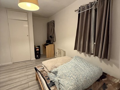 Room in a Shared House, Cleeve Green, BA2