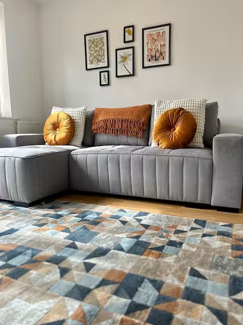 2 Bed Semi-Detached House, Watkin Road, LE2, N1 7GU