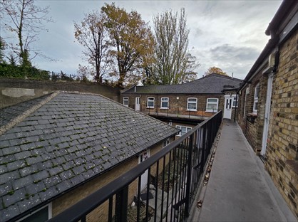 1 Bed Flat, Croham Road, CR2