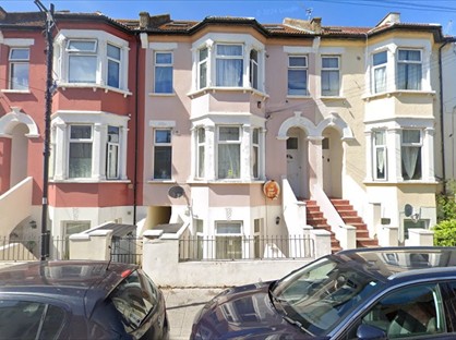 2 Bed Flat, Weston Road, SS1