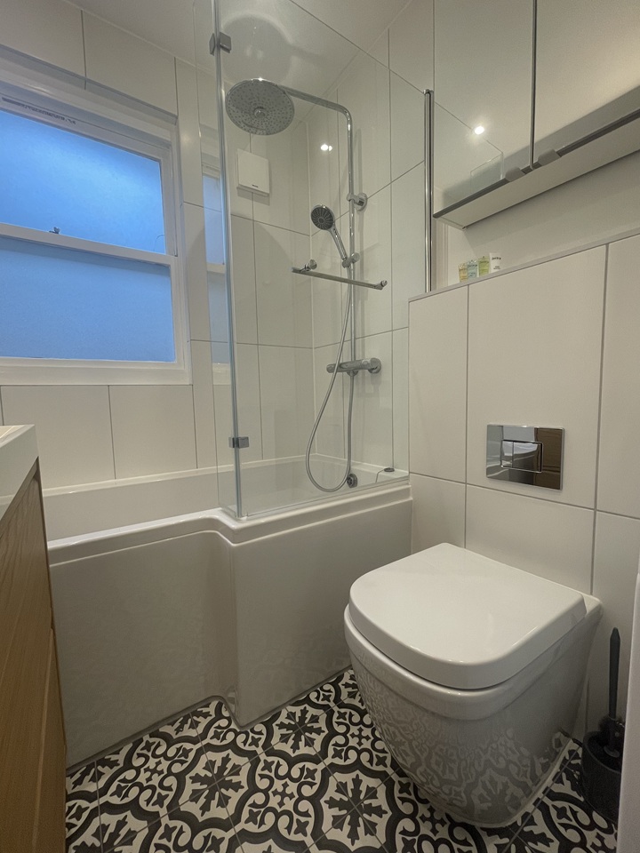 Additional image 7 of 1 Bed Flat, Keith Connor Close, SW8, N1 7GU