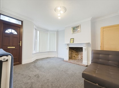 3 Bed Terraced House, Dashwood Avenue, HP12