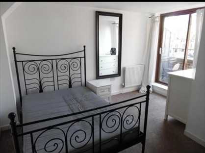 Room in a Shared House, Follett Street, E14