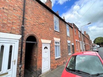 3 Bed Terraced House, Barnby Gate, NG24