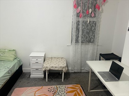 Room in a Shared House, Harpenden Road, E12