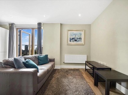 1 Bed Flat, Salcombe Court, E14