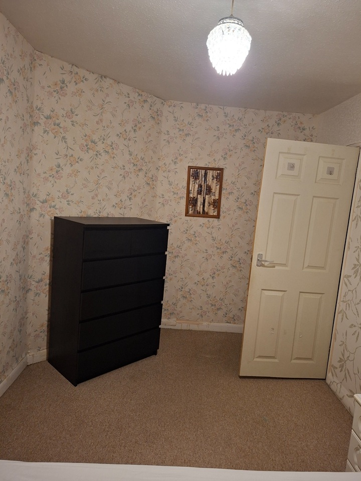 Additional image 8 of Room in a Shared Flat, Hewitt Avenue, CV6, N1 7GU