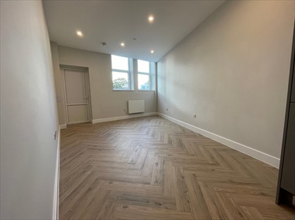 2 Bed Flat, Carlton Crescent, SO15