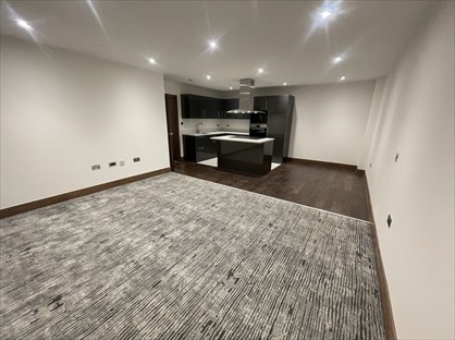 3 Bed Flat, Scarbrook Road, CR0