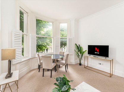 2 Bed Flat, Philbeach Gardens, SW5