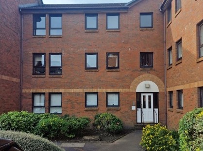 2 Bed Flat, Polsons Crescent, PA2