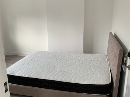 Room in a Shared House, Tennyson Walk, RM18