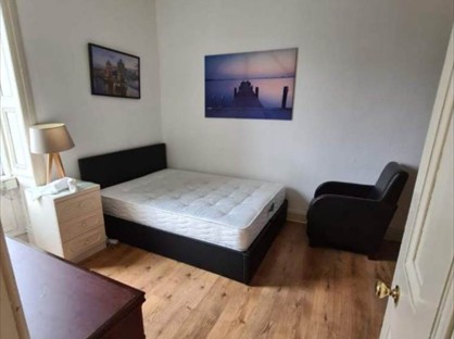 2 Bed Flat, Westfield Road, EH11