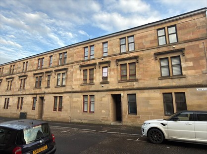 2 Bed Flat, Bank Street, PA1