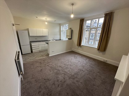 2 Bed Flat, St. Marys Avenue, HG2