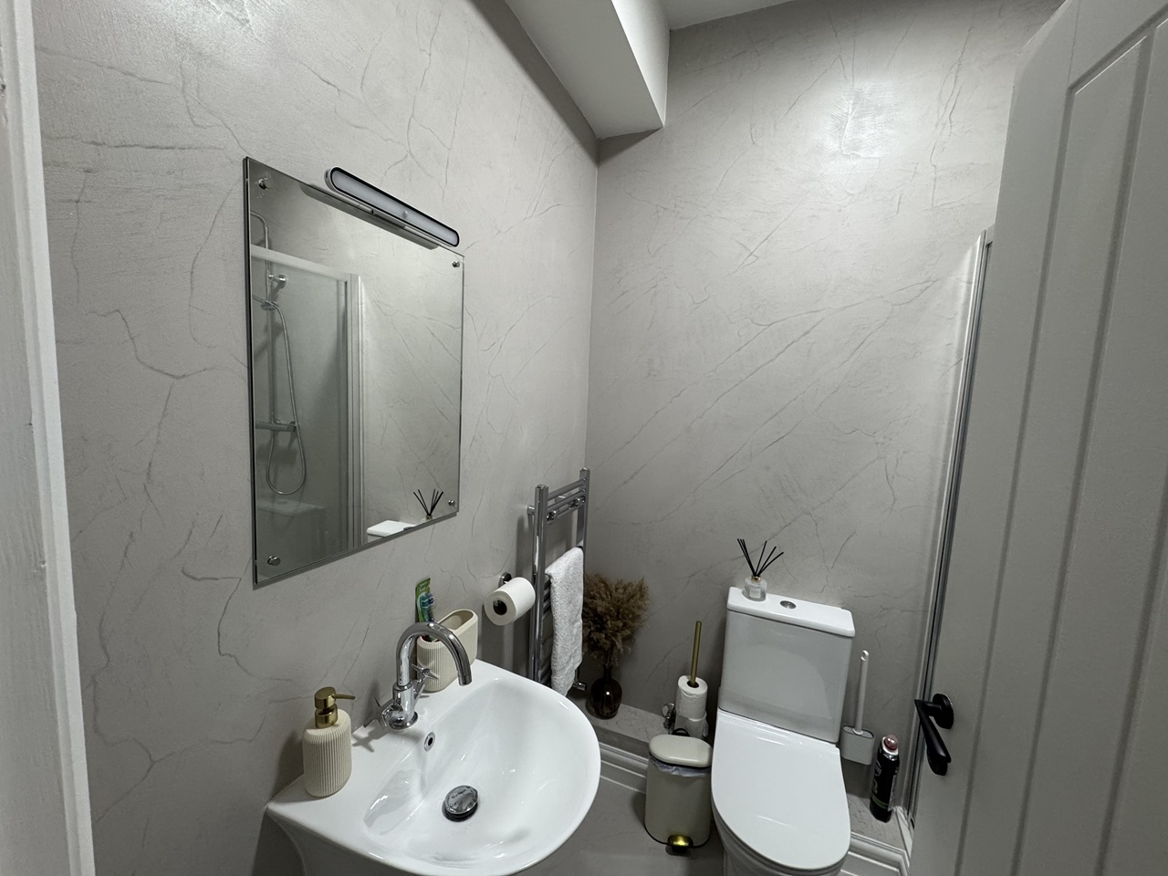 2 Bed Flat, Vittoria Street, B1, N1 7GU