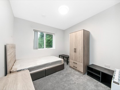 1 Bed Flat, Common Stile Road, HD4