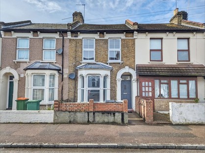 1 Bed Flat, Evesham Road, E15