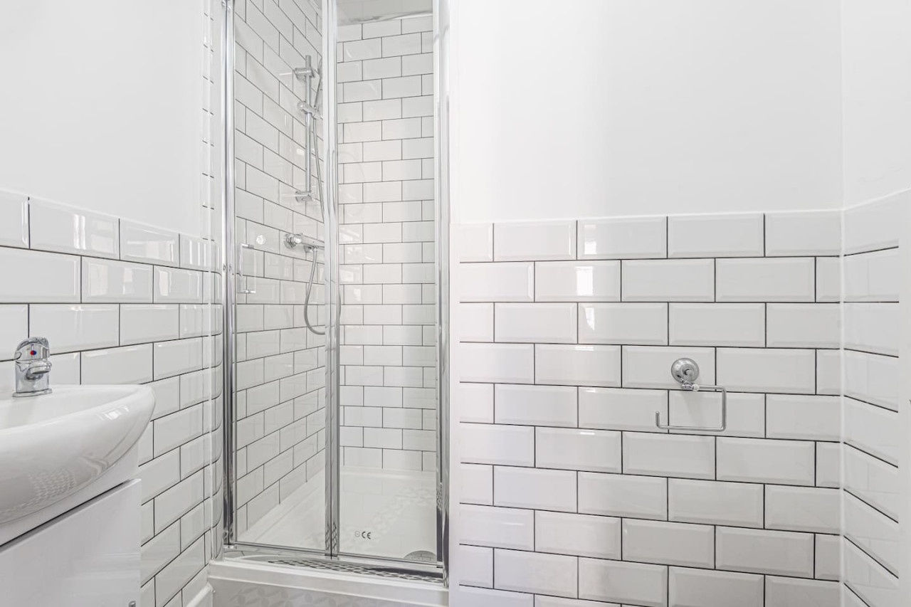 Additional image 10 of 6 Bed Terraced House, Bolingbroke Road, CV3, N1 7GU