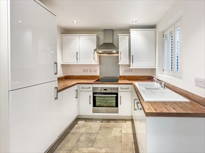 2 Bed Semi-Detached House, Admiral Close, LE12