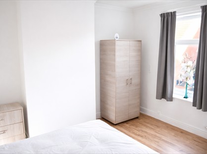 Room in a Shared House, Myrtle Street, S75
