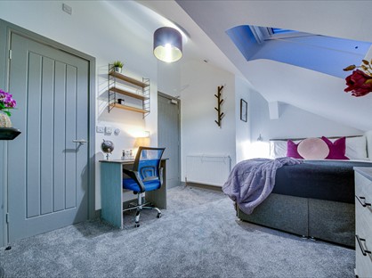 Room in a Shared House, Stanningley Road, LS13