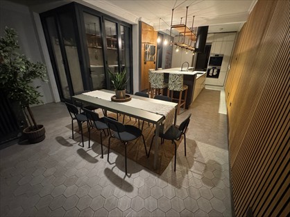 6 Bed Terraced House, Albany Road, CF24