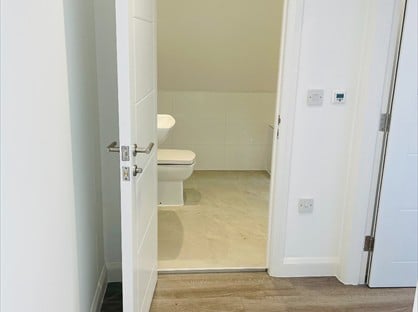 2 Bed Flat, The Old Crown House, WD6