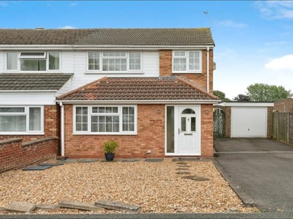 3 Bed Semi-Detached House, Bletchley, MK3