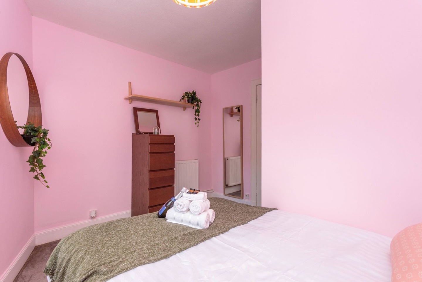 1 Bed Flat, Burns Place, EH6 photo 4