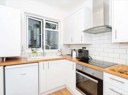 1 Bed Flat, Kingsway, BN3