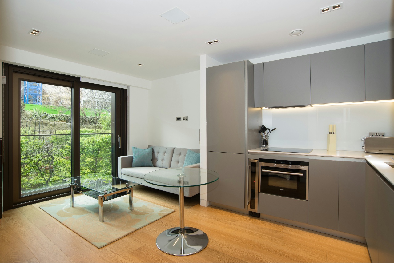 London - Studio Flat, Roman House, EC2Y - To Rent Now for £2,253.33 p/m