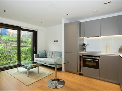 Studio Flat, Roman House, EC2Y