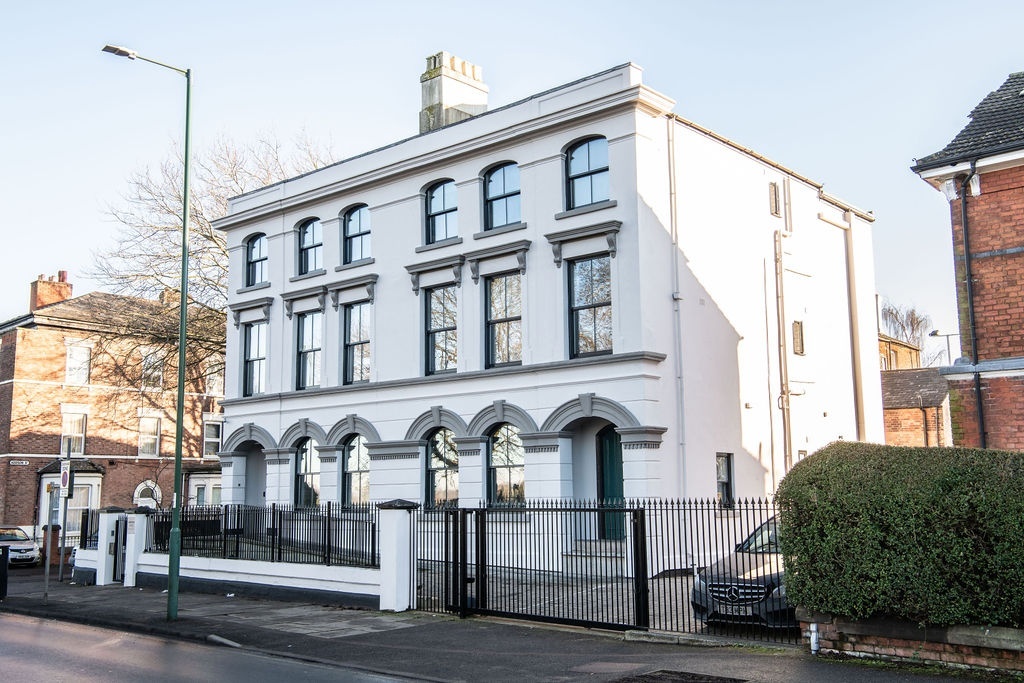 2 Bed Flat, Forest Road East, NG1, N1 7GU