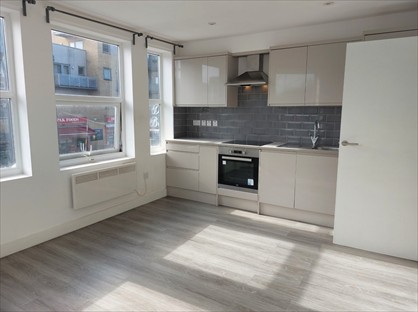 2 Bed Flat, Thornton Heath, CR7