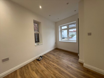3 Bed Maisonette, North Gardens, SW19