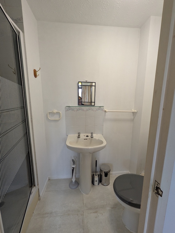 Additional image 9 of 3 Bed Semi-Detached House, Martingale Close, CB4, N1 7GU