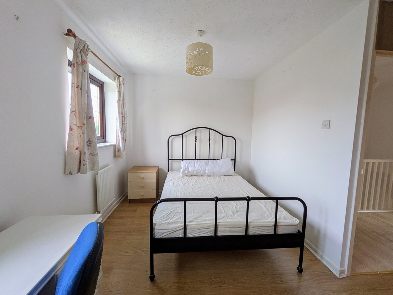 Additional image 7 of 3 Bed Semi-Detached House, Martingale Close, CB4, N1 7GU