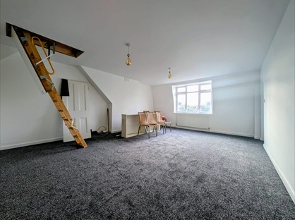 2 Bed Flat, Erpingham Road, SW15