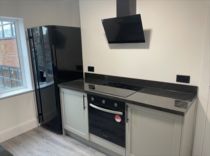 2 Bed Flat, Carlton Place, SO15