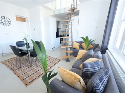 Room in a Shared Flat, Emmanuel House, CR2