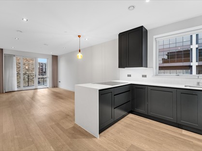 2 Bed Flat, Renaissance Square Apartments, W4