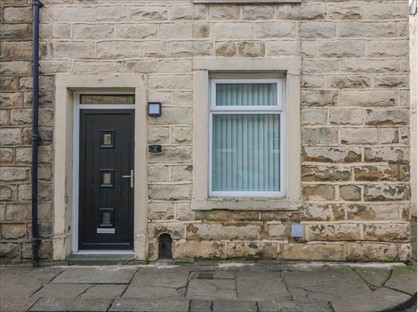 2 Bed Terraced House, Brook Street, BB7