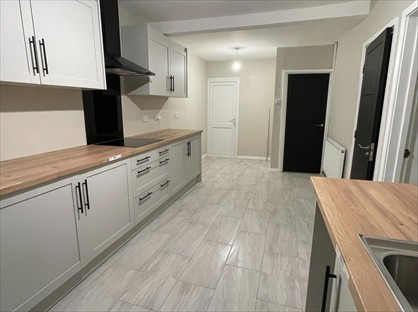 4 Bed Terraced House, Pately Walk, L24