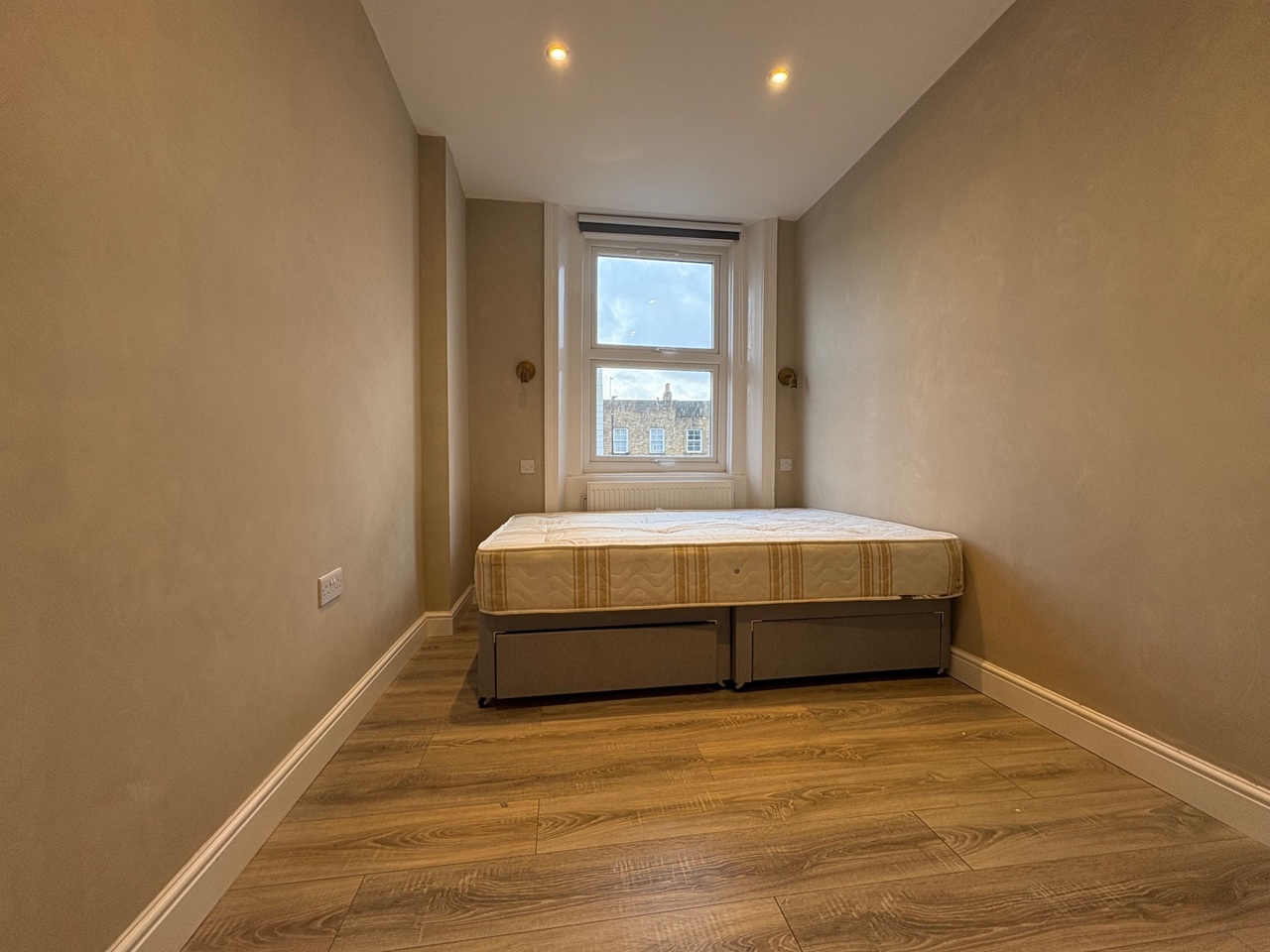 Additional image 8 of Room in a Shared Flat, Chapel Way, N7, N1 7GU