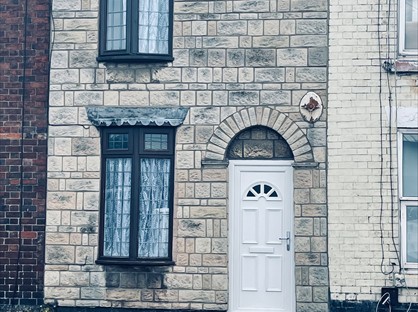 2 Bed Terraced House, Silverdale, ST5