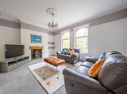 3 Bed Flat, Bainbridge Road, LS6